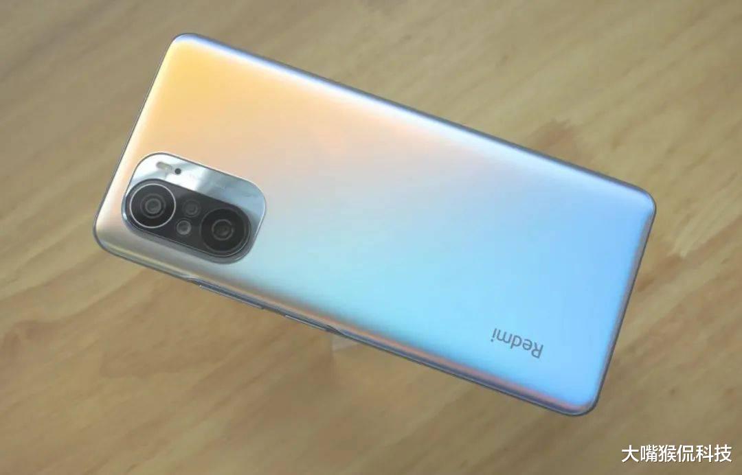 小米科技|彻底进入中端市场，会被快速退市吗？高配版本值得入手吗？