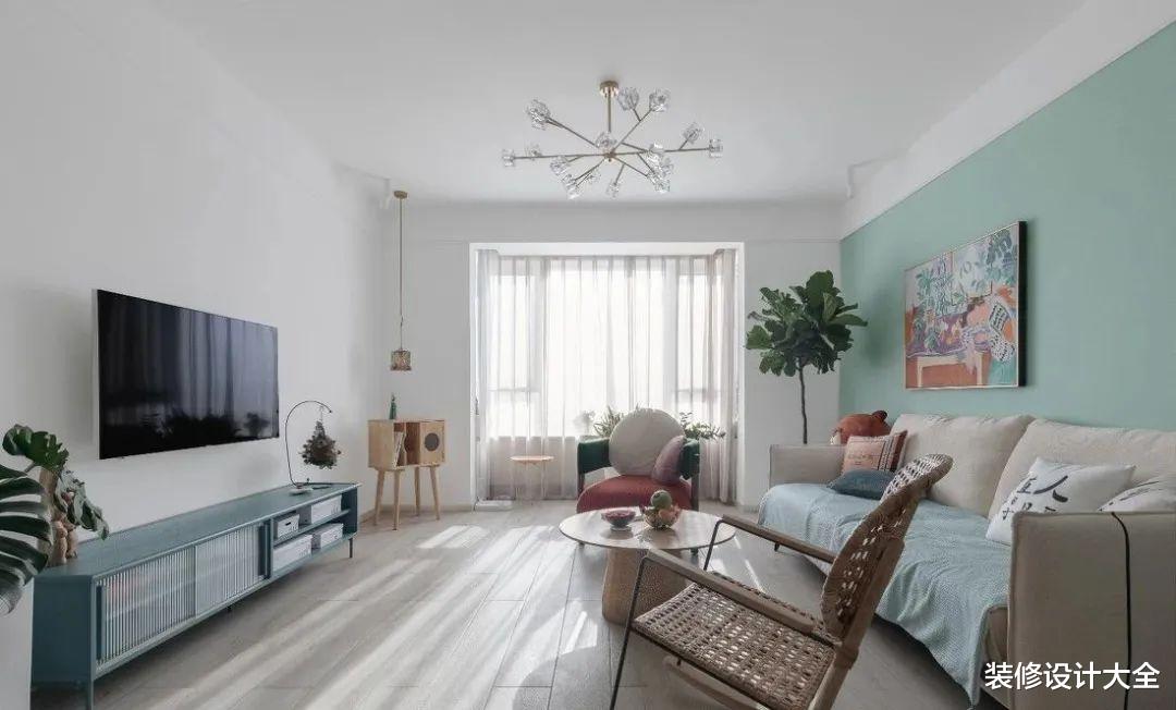 130平北欧风，带玻璃隔断、休闲阳台，不仅颜值高，实用性还强！