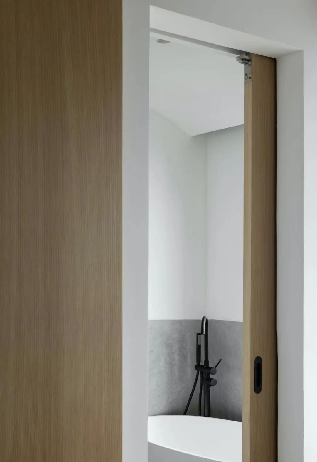 头一次见!141㎡居然把阳台做成吧台,满满人间烟火气~