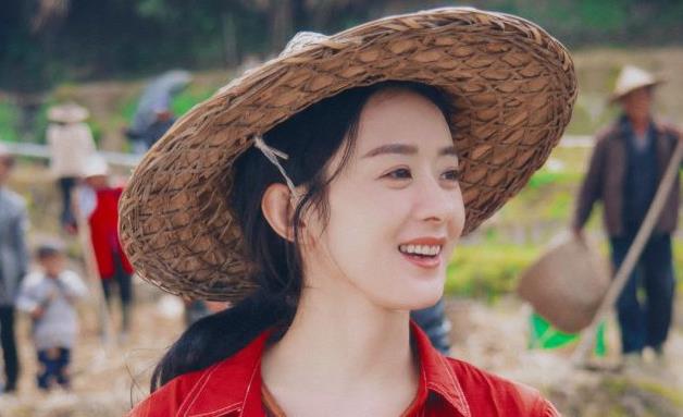 赵丽颖|赵丽颖又拿到大制作，导演来自《破冰行动》，看到男主：熬夜追