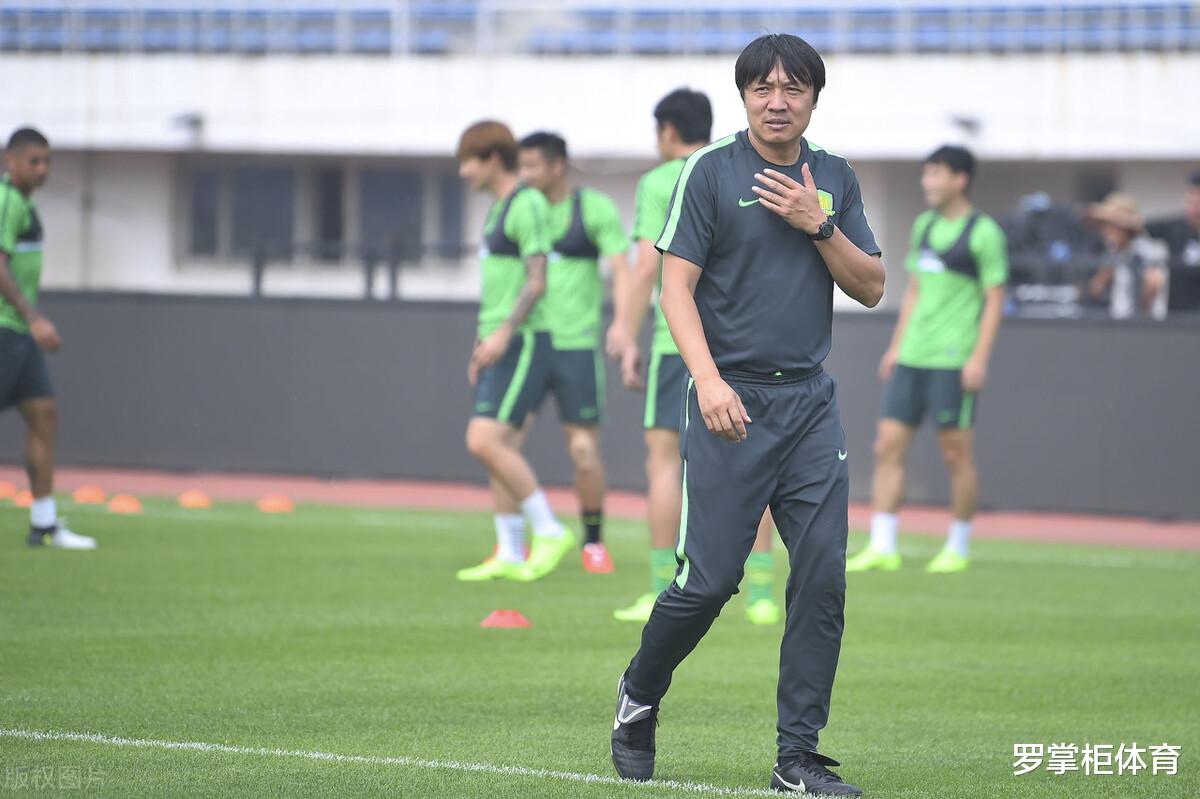 北京國(guó)安|謝峰回歸=李明離隊(duì)？北京國(guó)安球迷攻陷官博，曾傳聞二人不和！