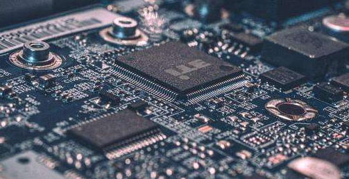 芯片|2022年全球芯片短缺将持续 科技巨头期待下半年缓解