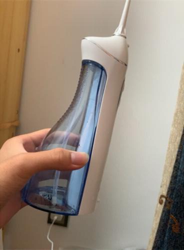 去年618买的卫浴小家电,当时老公说我乱花钱,现在数他用得欢