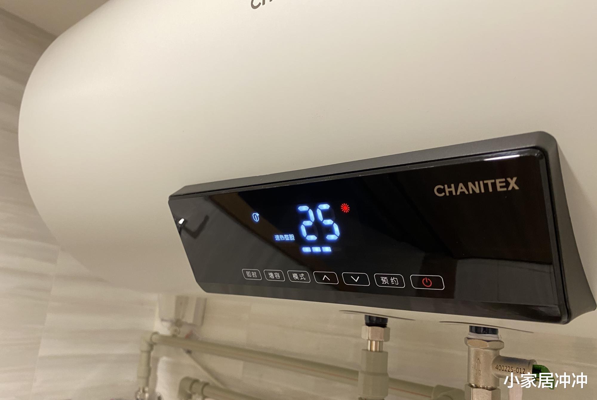 越来越多人卫生间不装电热水器,听电工师傅分析,还好我还没装