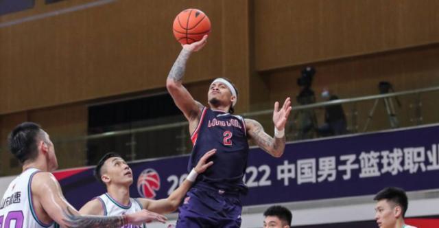 广州队|正式抵达国内！顶级外援加盟广州龙狮帮助郭士强冲击前四