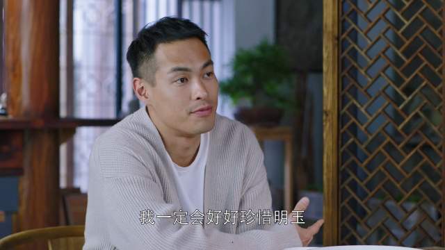 丈母娘过生日,女婿下厨做了一桌菜,岳父一气之下掀翻桌子