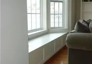 幸好听了老师傅的一番话,才知道飘窗不能随便做,差点后悔莫及