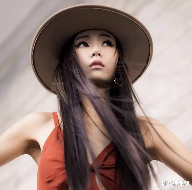 整容|TVB前知名女星再陷整容风波！化浓妆一改清纯模样，自觉是纯天然美女