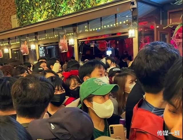夜店老板见死不救,关紧大门?梨泰院踩踏现场错过黄金救援10分钟