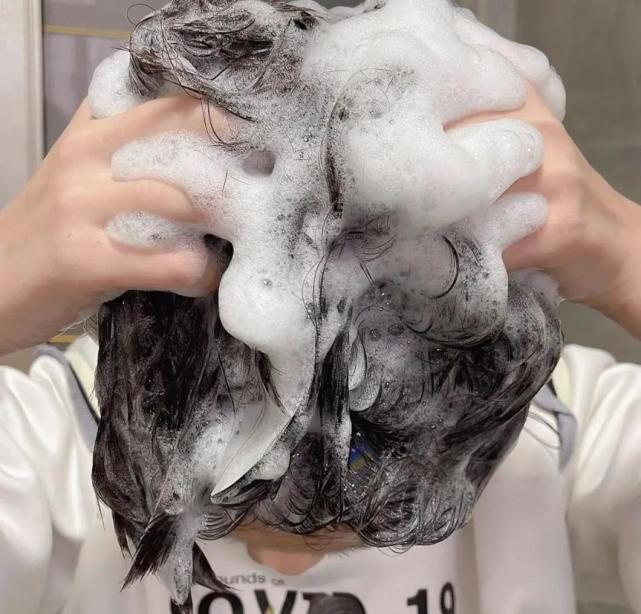 脱发|如何改善脱发?可以试试这几个方法!