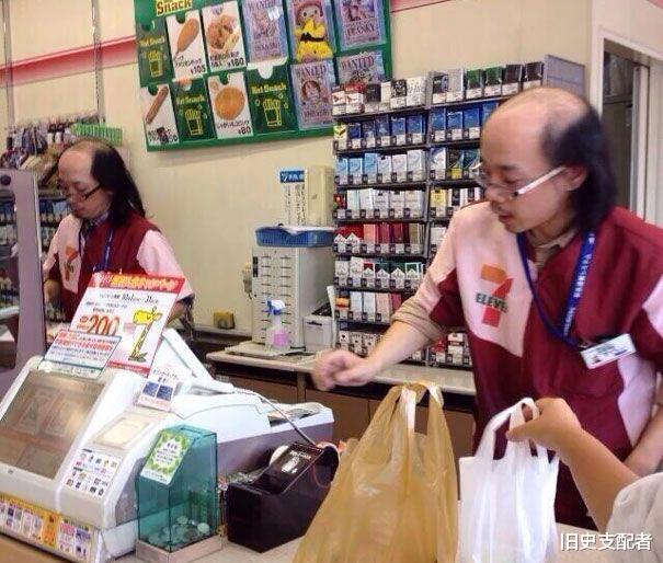 网友分享超诡异的巧合瞬间,让人怀疑平行宇宙的存在