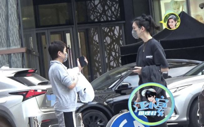 官宣|奚梦瑶全家逛迪士尼，父母婆婆一路跟随，弯腰安慰女儿好贴心