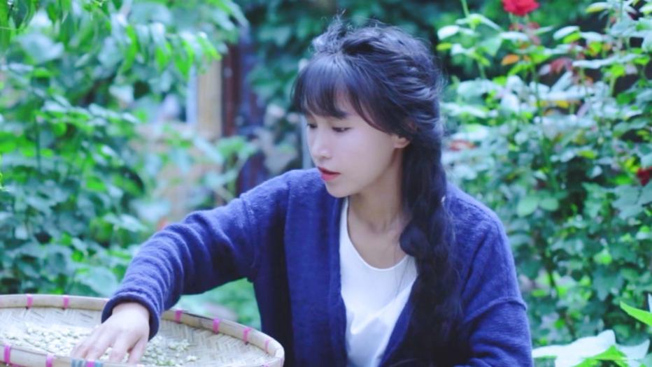 李子柒|10天涨粉近300万，“帅农鸟哥”意外走红，李子柒后继有人了？