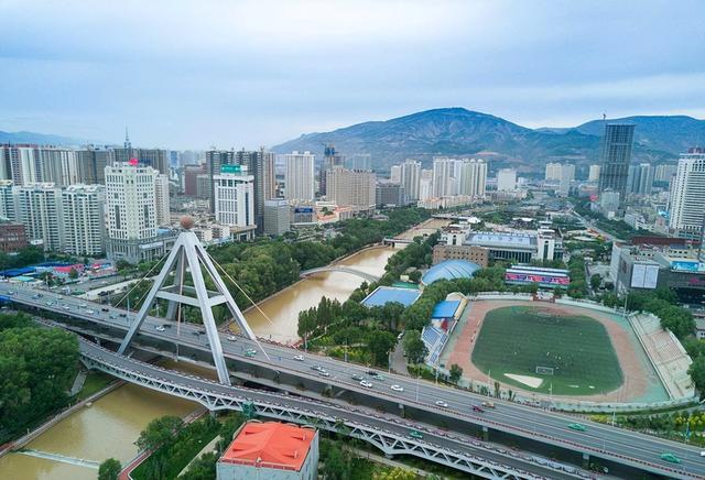 旅游市场|中国适合夏天旅游的3座海滨城市，每座都干净漂亮，有你家乡吗？