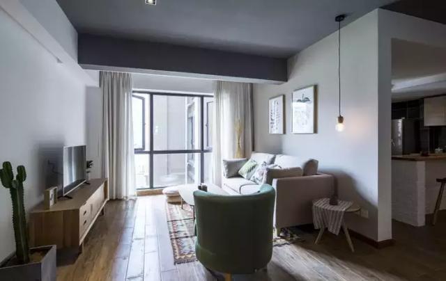 124㎡原木风家居，舒适干净井井有条，纯粹得让人极度舒适