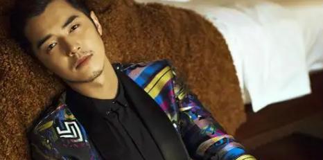 退休|今晚开播！女性职场剧《她们的名字》来袭，演员阵容不错，值得追