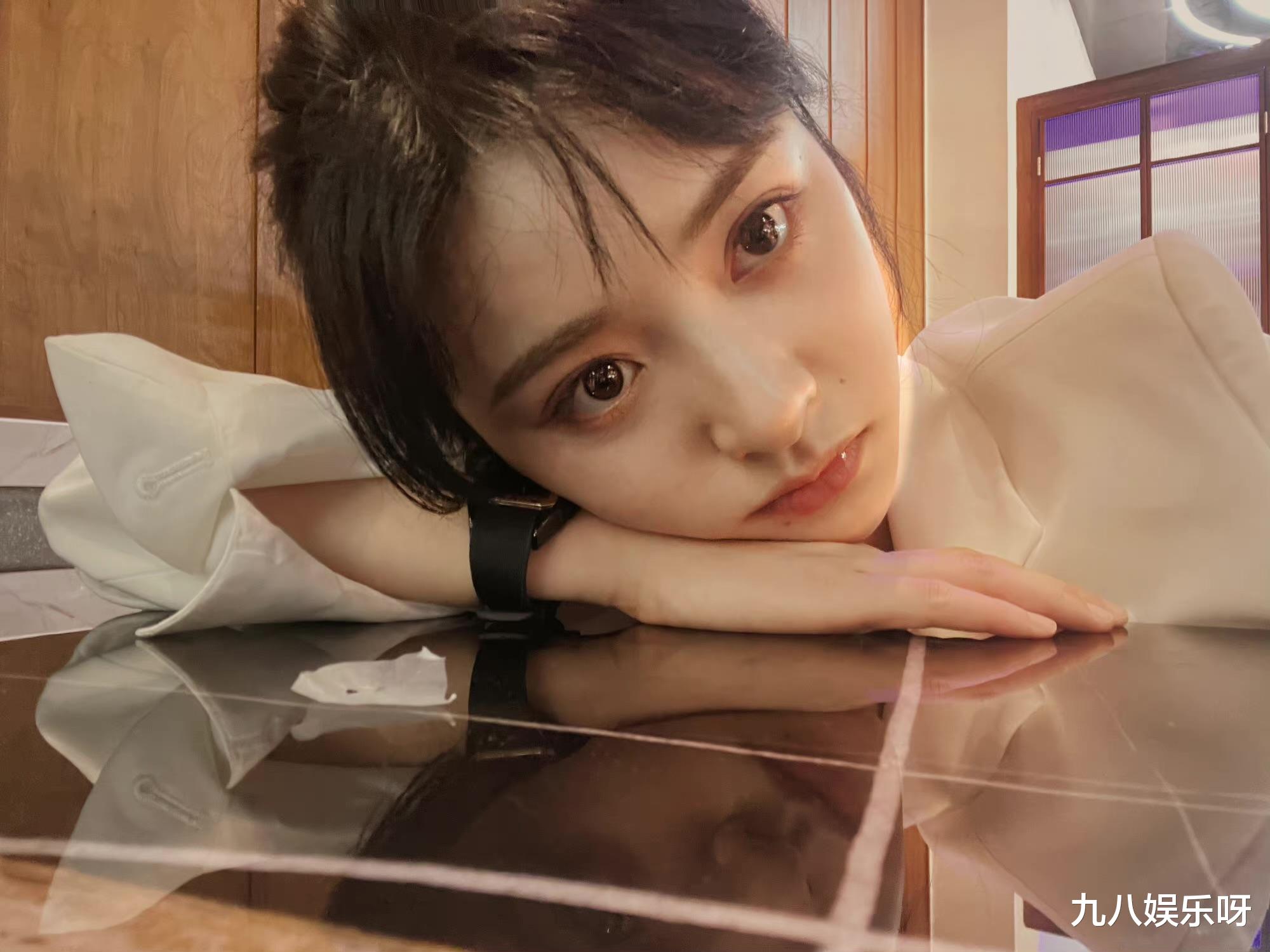 |沈月参加一期综艺,上了6次热搜,连续两期被骂