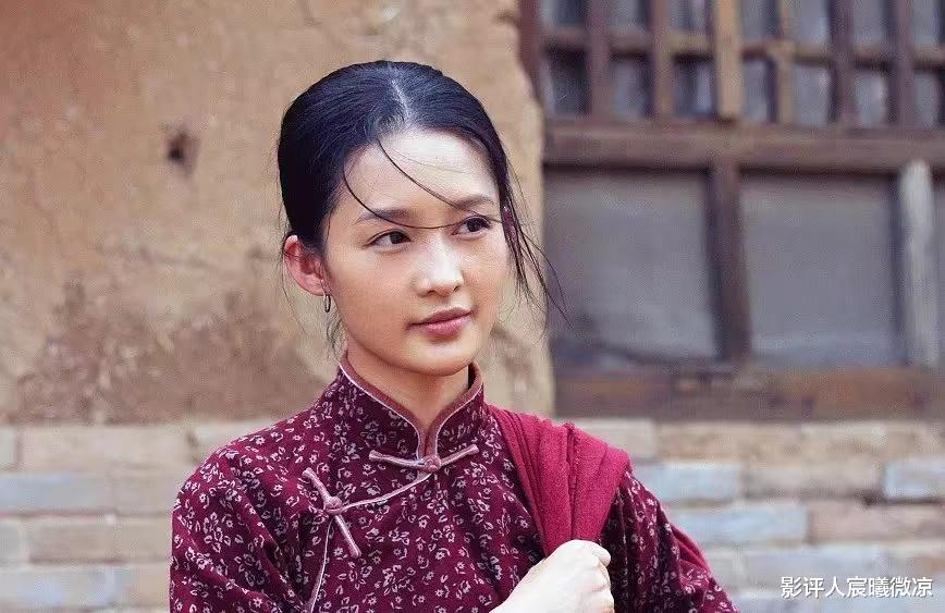 谭松韵|同样演“农村姑娘”,谭松韵、赵丽颖、杨幂、李沁对比差异很明显