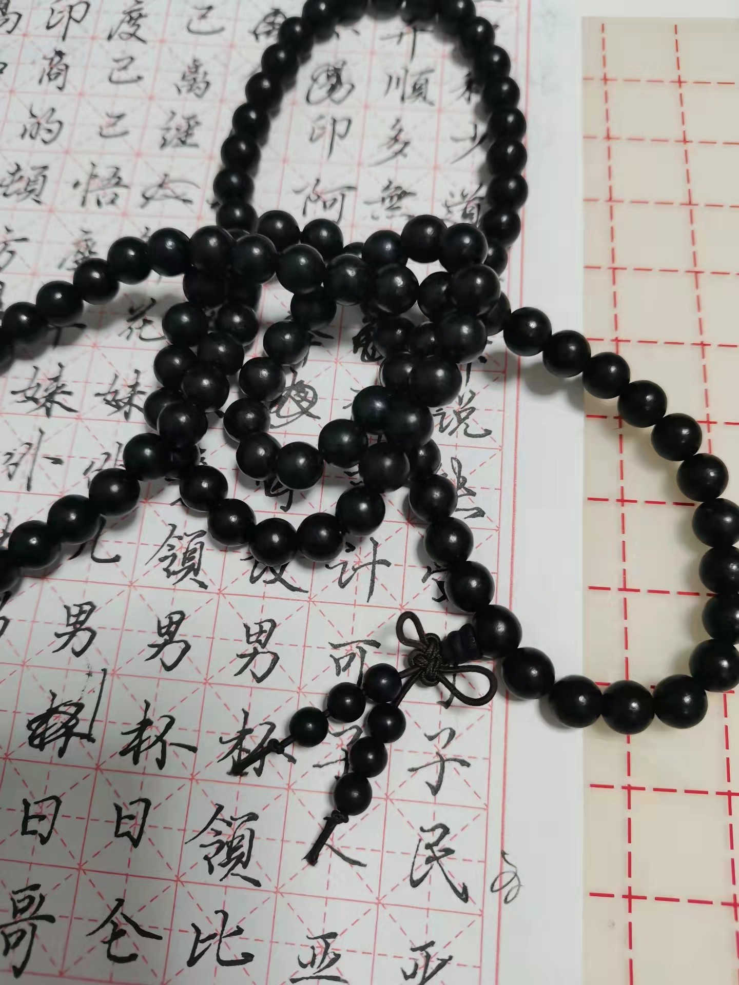 海南黄花梨|千元一串的海南黄花梨100元捡漏,是运气好?还是眼光独到?