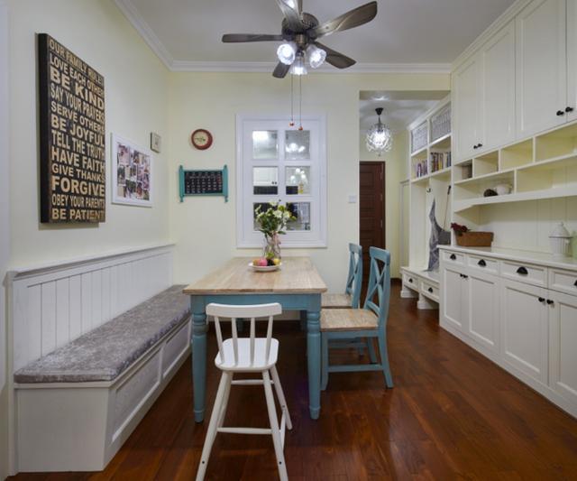 新房面积小，干脆不买餐桌了，直接这样设计，朋友们都羡慕