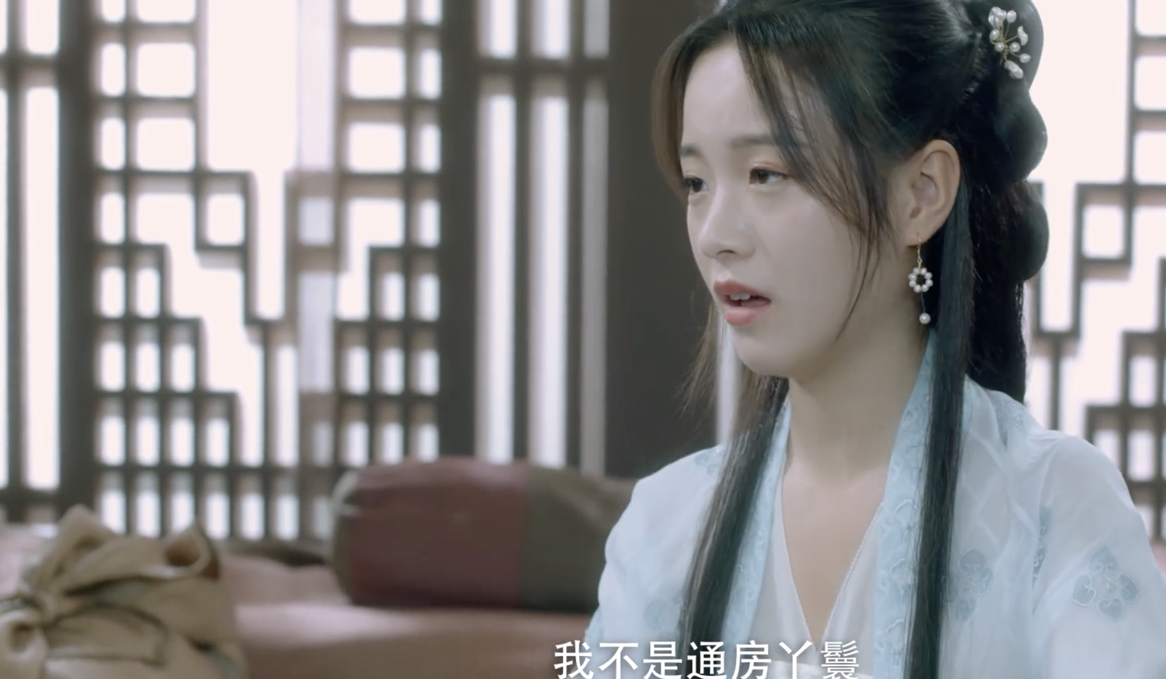 古典|古典美消失了！“硬凹古装美人”的11位女演员，一个比一个辣眼睛