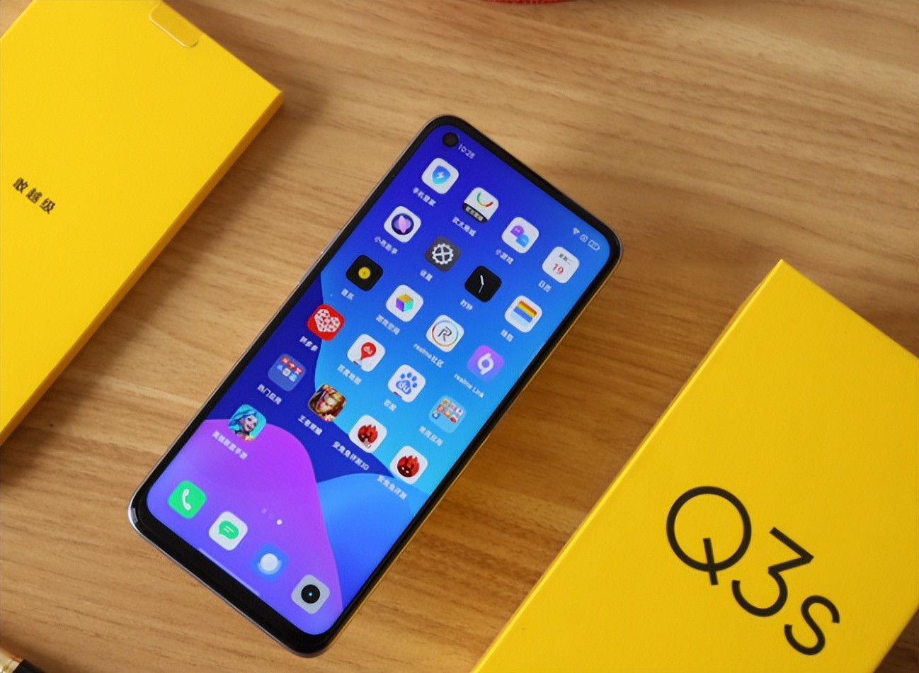 realme q|旗舰机太贵，千元机又不知道咋选，不妨看看这几款