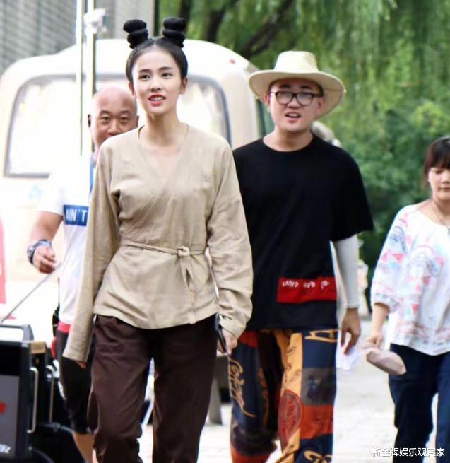 白梦妍|于正喊话桃花片方澄清，否认白鹿零片酬出演，再闹下去谁都不好看