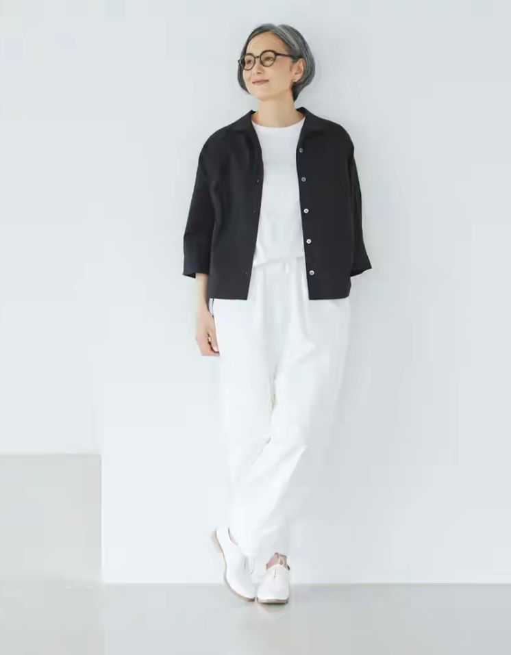 被日本街头老太太圈粉了！穿搭优雅不做作，舒适自然，看着好高级