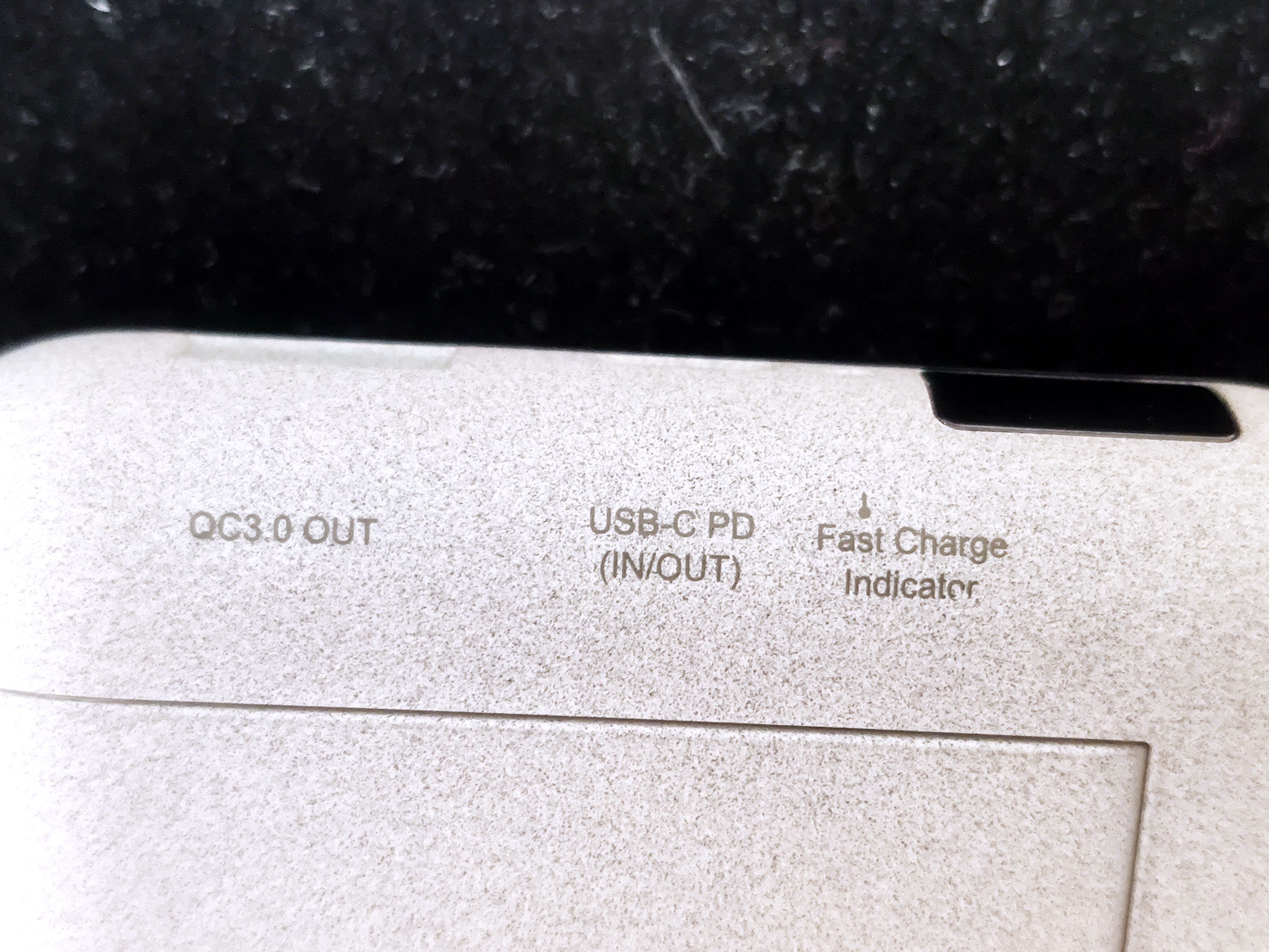 |省时高效的加油站：南卡无线磁吸式快充充电宝POW3