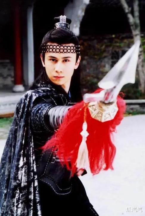 严昆|初见惊为天人，后续发展无力的8位古装美男，哪位是你的白月光？