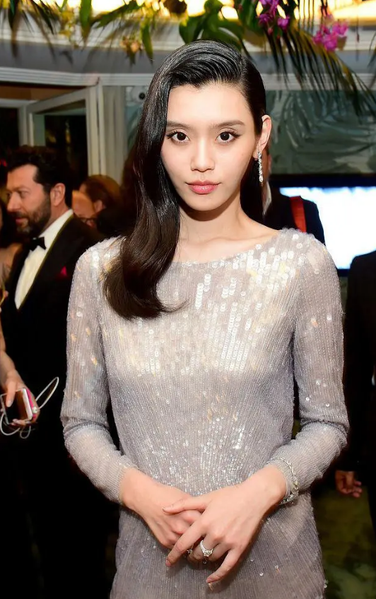 奚梦瑶|奚梦瑶被曝备孕第三胎，婆婆渴望多子多孙，奚梦瑶身体条件引质疑