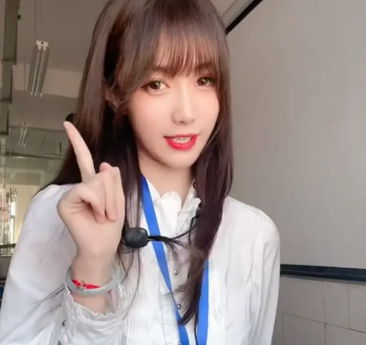 高校教师|婆婆眼中“完美儿媳”职业排名，护士不再吃香，高校教师颇受青睐