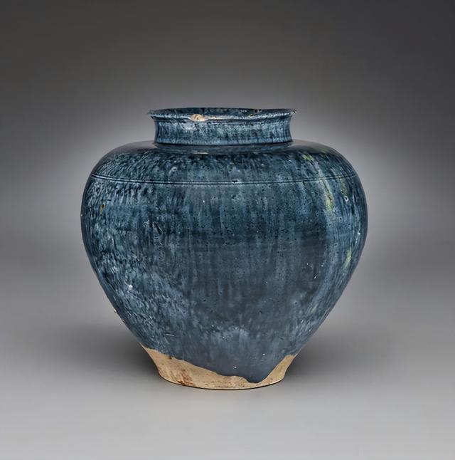 沉香|报损文物张口就说5.6亿?台北故宫损坏的瓷器,到底能值多少钱?