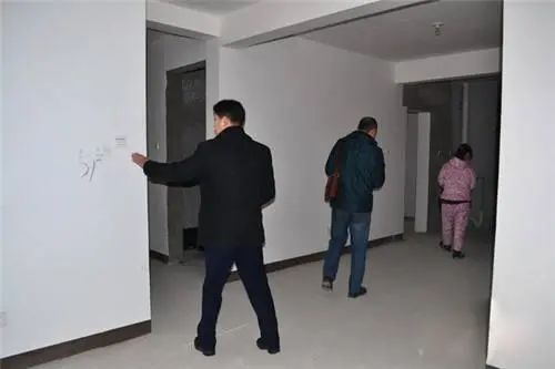 毛坯房|“毛坯房”到手后，记得要检查4个地方，我家当初漏掉，多花了钱