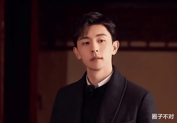 维多利亚|2022年那些“自毁前程”的艺人们，有的偷税漏税，有的知法犯法