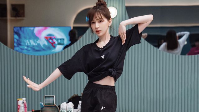 王心凌|王心凌的现象级翻红,不仅让《浪姐3》尴尬了,也让整个内娱脸红