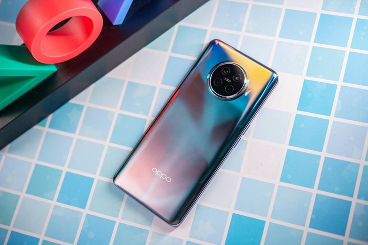 高通骁龙|一加Ace新旗舰亮相！天玑8100、150W快充，造型和同门兄弟撞脸