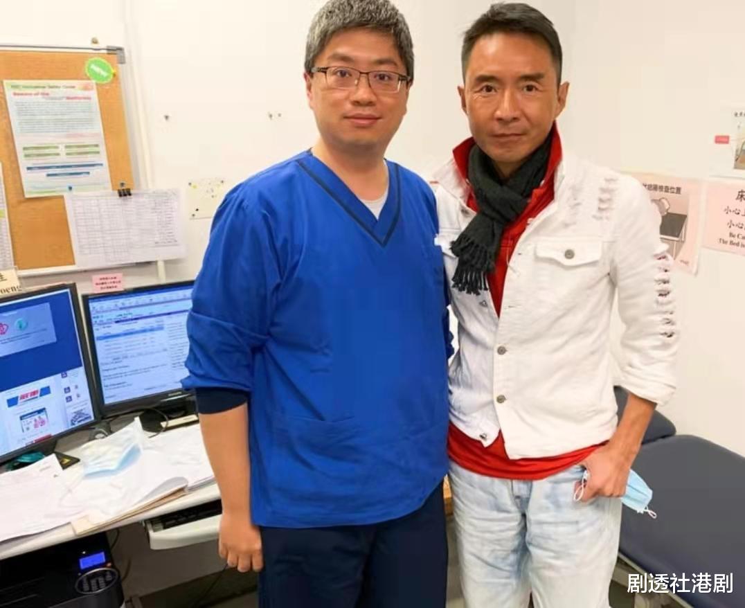 林利|担心！香港知名男星被网友“野生捕获”，面容憔悴兼身形消瘦不少