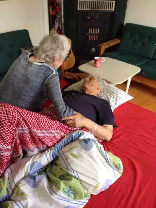 戴安娜王妃|戴安娜王妃生前最后一张照片曝光:总有些离开,猝不及防