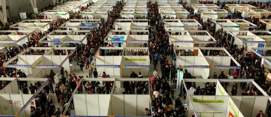 高校|2022史上最难就业季，“慢就业”反而更抢手