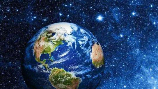 地球是个很大的星球。它有着自己独特的魅力。在地球上生活着不同地方、不同民族和不同国