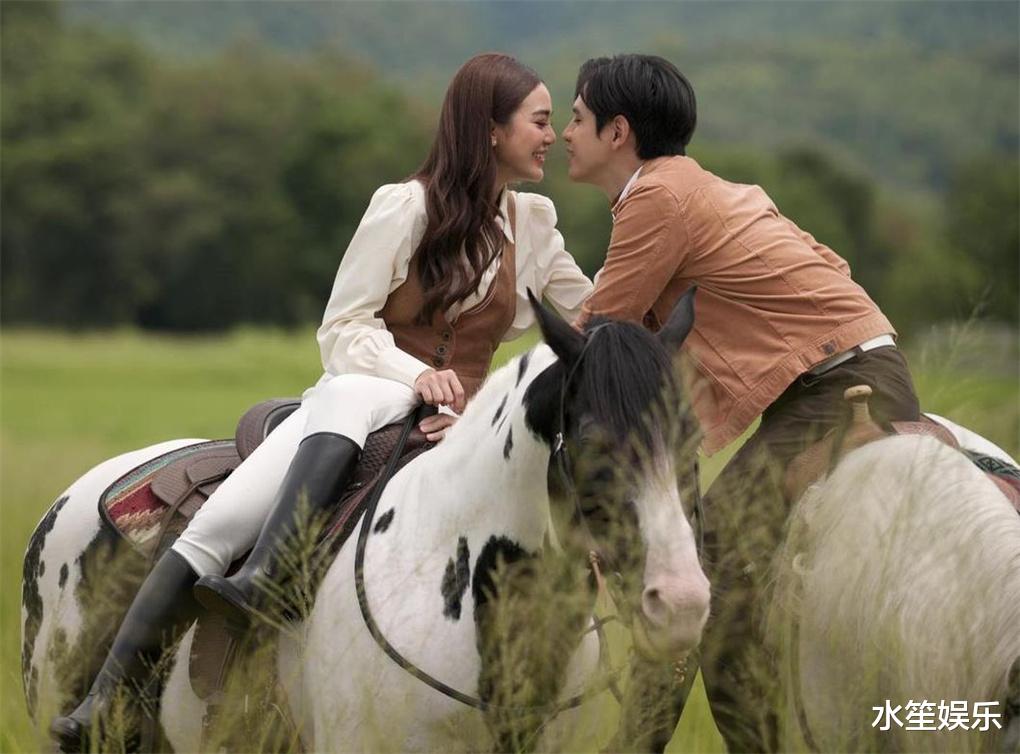 |相恋10年订婚后分手，泰星Prang：不会和前男友第三度复合