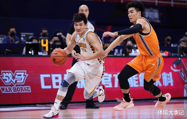 广厦|又是2-0！广厦赢上海，孙铭徽24＋9，王博有奇兵，小将坑苦李春江