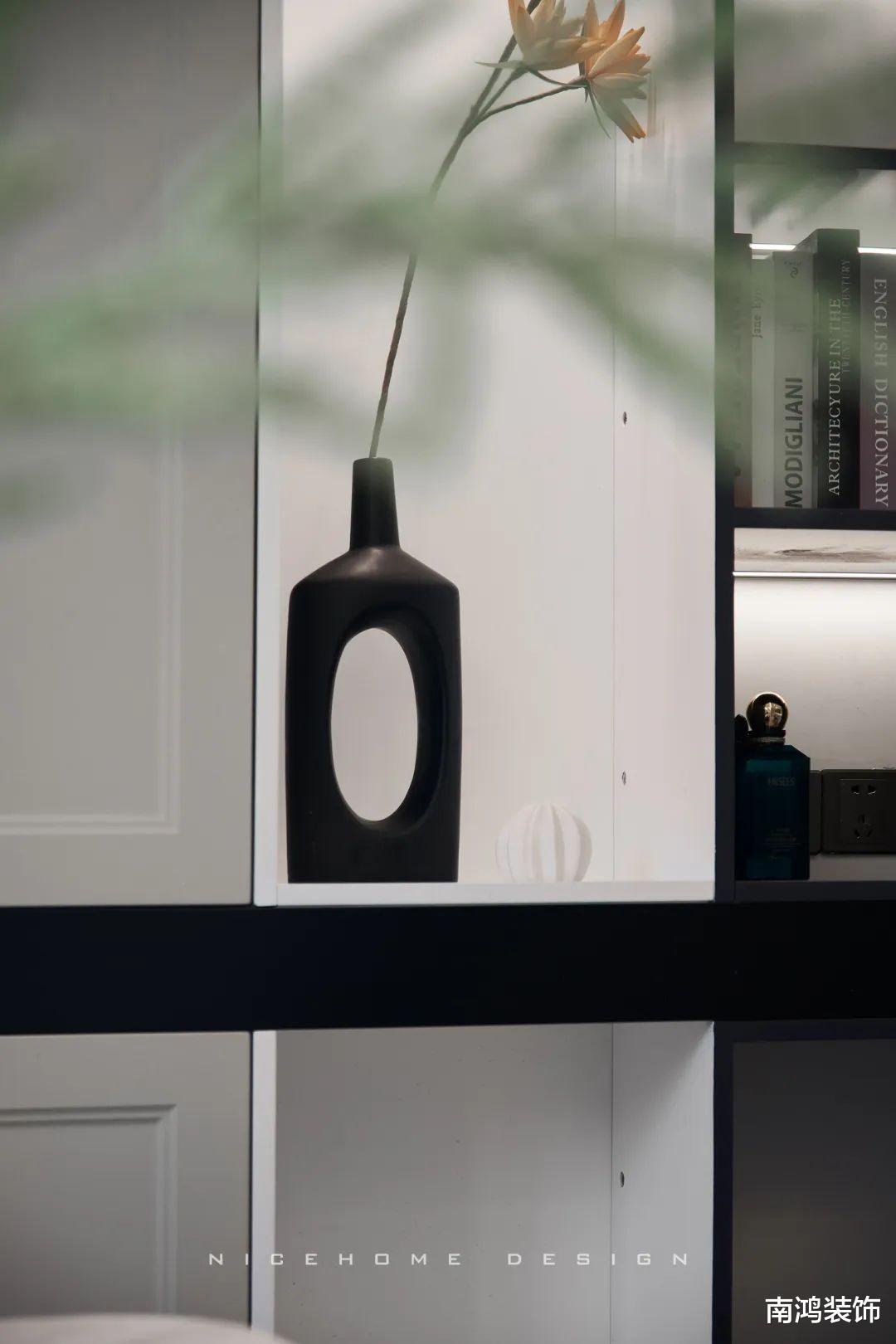 完美还原效果图的气质小户型,半开放式厨房稳稳拿捏空间!