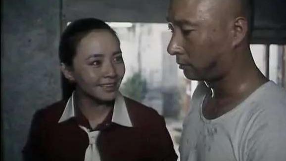 陈佩斯|《傻帽经理》是陈佩斯父子拍摄的一部反讽喜剧！