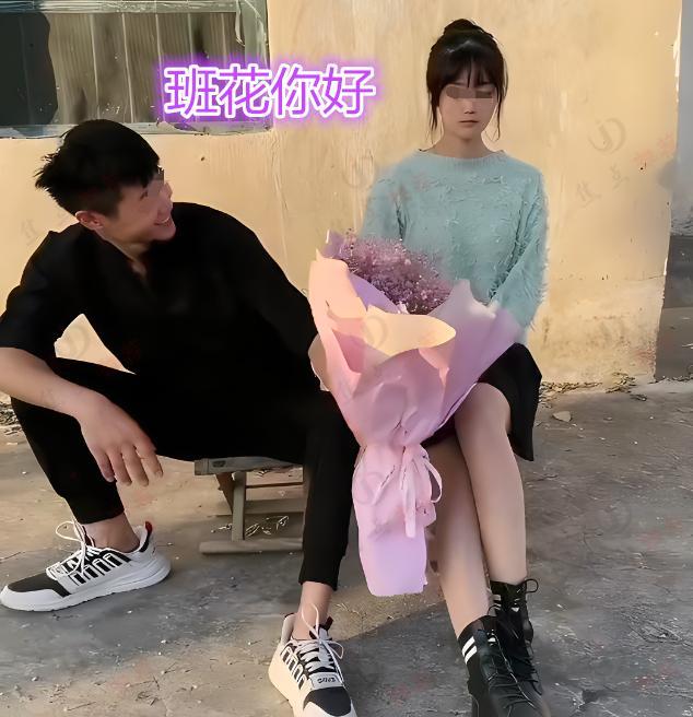男子高考落榜,4年后相亲遇到上大学的班花,女子:落学渣手里了