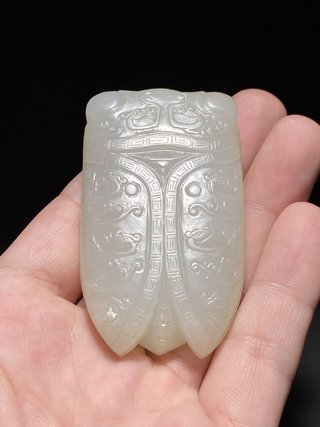 乾隆|清乾隆 和田玉籽料 白玉 玉蝉 龙纹 蝉珮 挂件把件