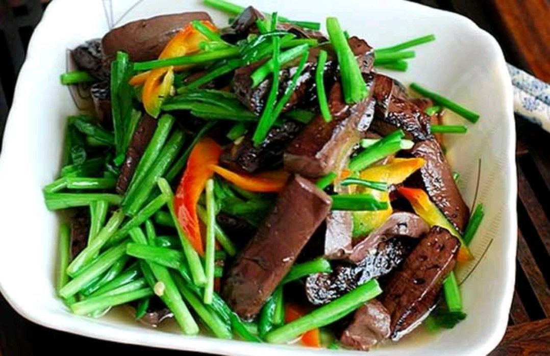 在入夏之前,多吃3种食物,或能给身体做个“大扫除”