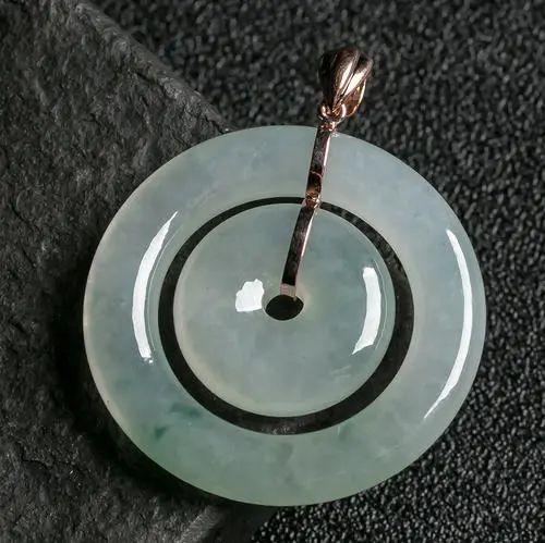 玉雕|千年不败的平安扣，在玉雕师眼里还能这样玩！