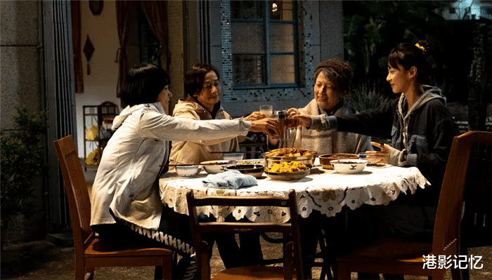 香港电影|2022年最卖座的10大港片:《明日战记》夺冠,郑伊健电影倒数第一